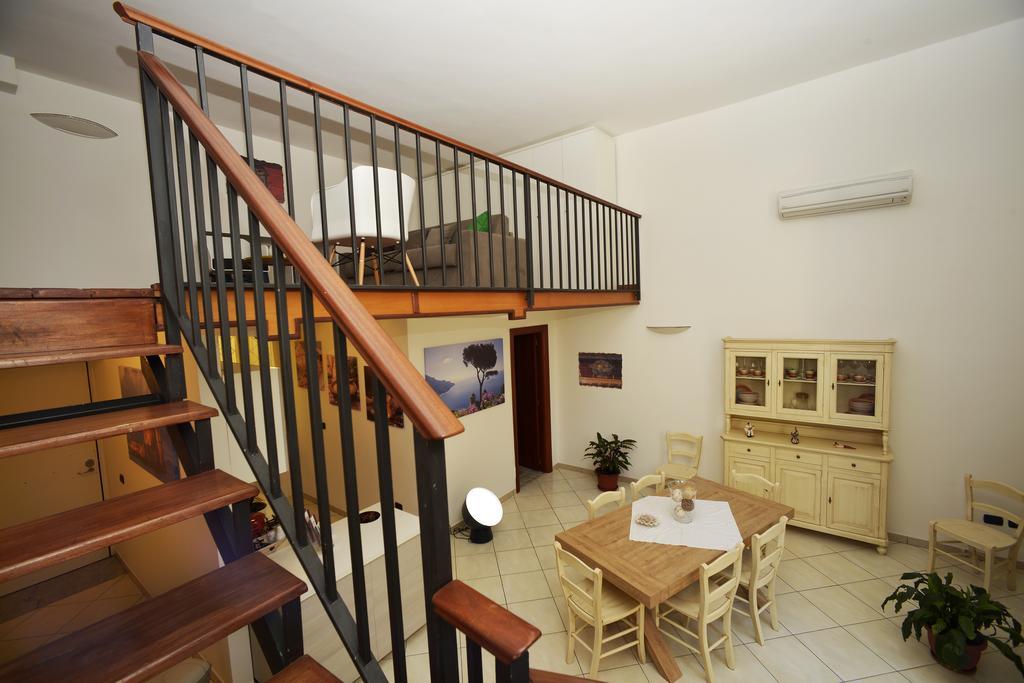 נאפולי Italia Apartment מראה חיצוני תמונה